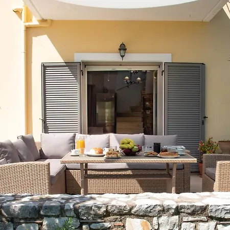 Giannakis Villa Kanakádes