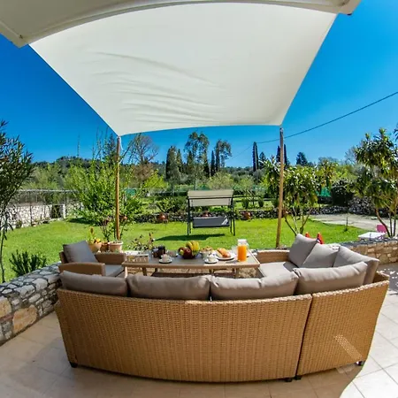 Giannakis * Kanakádes