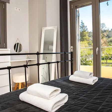 Giannakis Willa Kanakádes