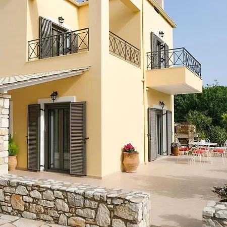 Giannakis * Kanakádes